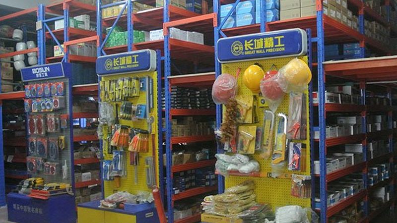 汽车废旧电瓶回收，价格行情揭秘**